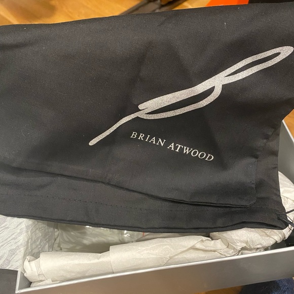 B by Brian Atwood pump - Picture 3 of 4